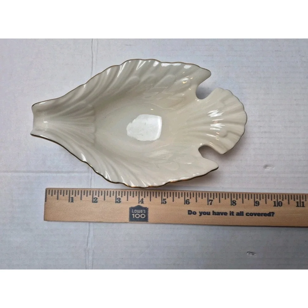 Lenox Ivory Bone China Dove Figural Bowl Gold Trim Made in USA Peace Bird‎ Candy